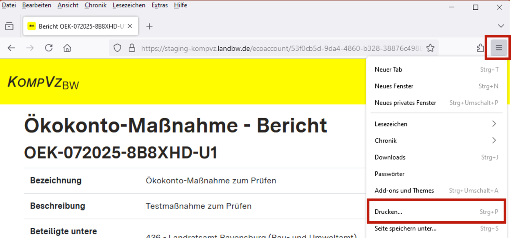 Screenshot eines Browsers mit erstelltem Bericht und aufgerufenem Browsermenü sow Hervorhebung des Browsermenü-Buttons und der Drucken-Funktion im Menü